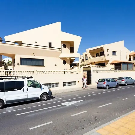 Holiday home Medano Townhouse *